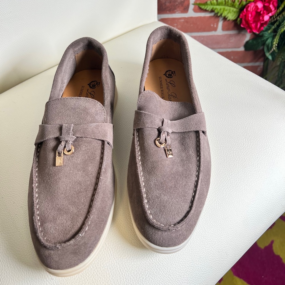 Men’s loafers size 42